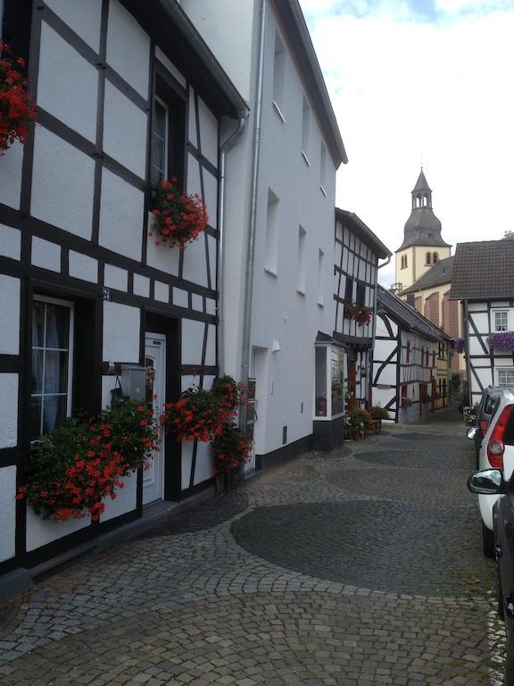 Ferienwohnungen - An Der Kunstakademie Heimbach Chambre photo